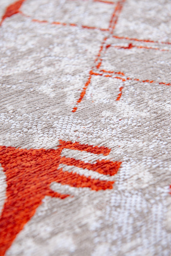 HomeRoots 9' Stylish Red and White Abstract Area Rug with Non-Skid Backing for High-Traffic Spaces, 9' x 13' 551784