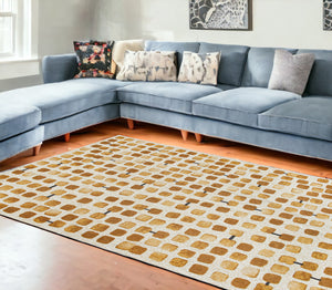 Homeroots 8' X 11' Brown And Beige Geometric Non Skid Area Rug  100% Pet 551881
