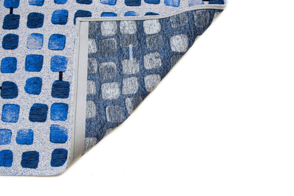 Homeroots 8' X 11' Blue Geometric Non Skid Area Rug  100% Pet 551890