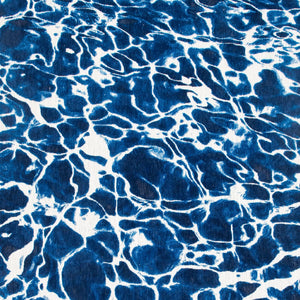 Homeroots 5' X 7' Blue And White Abstract Non Skid Area Rug  100% Pet 551905