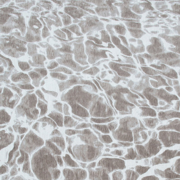 Homeroots 7' X 9' Gray Abstract Non Skid Area Rug  100% Pet 551916