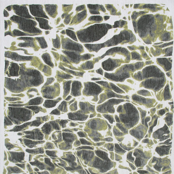 Homeroots 6' X 8' Green And White Abstract Non Skid Area Rug  100% Pet 551924