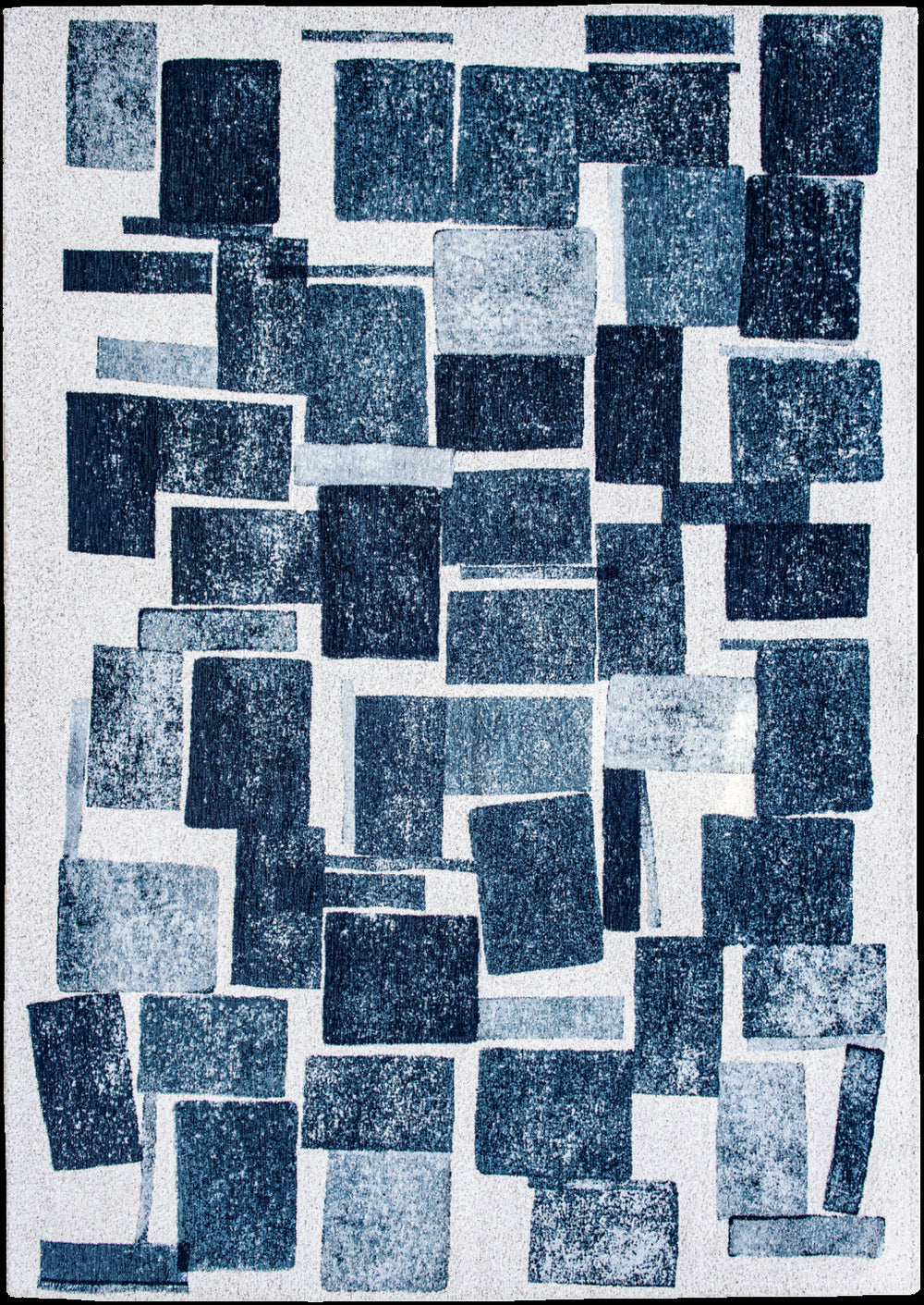 Homeroots 6' X 8' Blue And White Geometric Non Skid Area Rug  100% Pet 551932