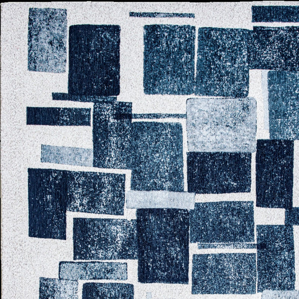 Homeroots 8' X 11' Blue And White Geometric Non Skid Area Rug  100% Pet 551934