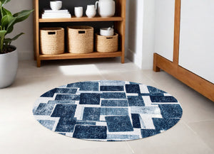 Homeroots 5' Blue And White Round Geometric Non Skid Area Rug  100% Pet 551936