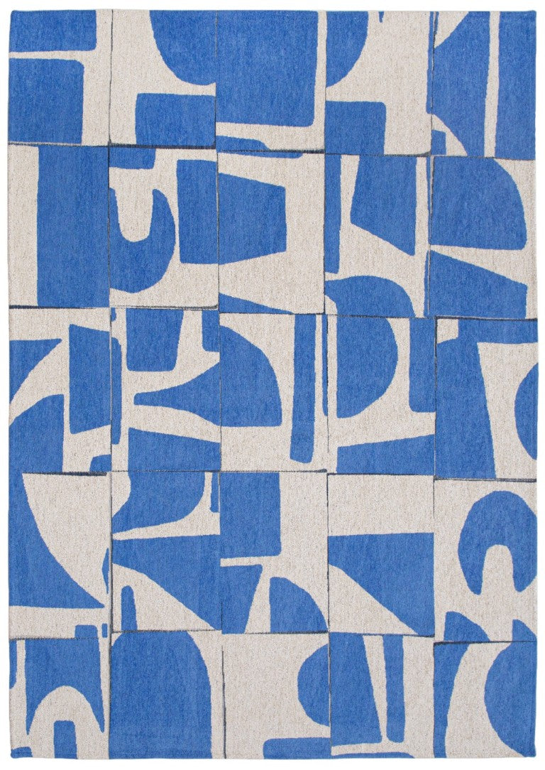HomeRoots 6 X 8 Blue White Geometric Area Rug with Non Slip Backing for Living Rooms 551957