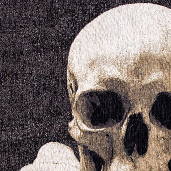 Homeroots 6' X 8' Black And White Funky Skull Non Skid Area Rug  100% Pet 552043