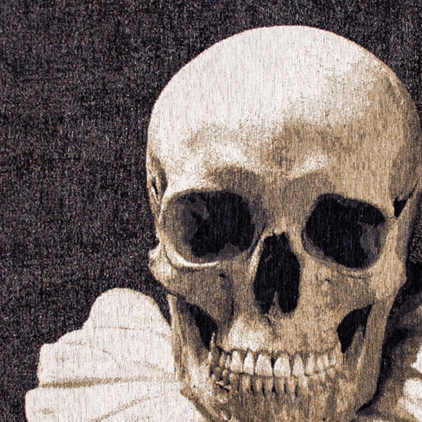 Homeroots 6' X 8' Black And White Funky Skull Non Skid Area Rug  100% Pet 552043