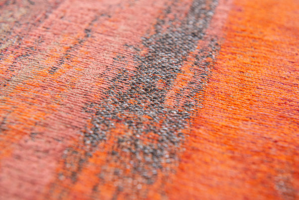 Homeroots 5' X 7' Red And Gray Abstract Non Skid Area Rug  100% Pet 552069