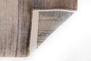 Homeroots 7' X 9' Gray And Beige Abstract Non Skid Area Rug  100% Pet 552083