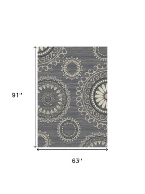 HomeRoots 5' Modern Gray and Ivory Geometric Area Rug – Stylish, Durable Design for Homes with Kids & Pets 5' X 8' 552154