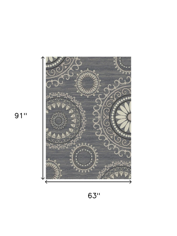 HomeRoots 5' Modern Gray and Ivory Geometric Area Rug – Stylish, Durable Design for Homes with Kids & Pets 5' X 8' 552154