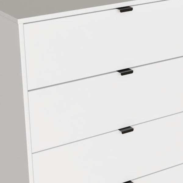 Homeroots 30" White Four Drawer Standard Chest  Manufactured Wood 552263
