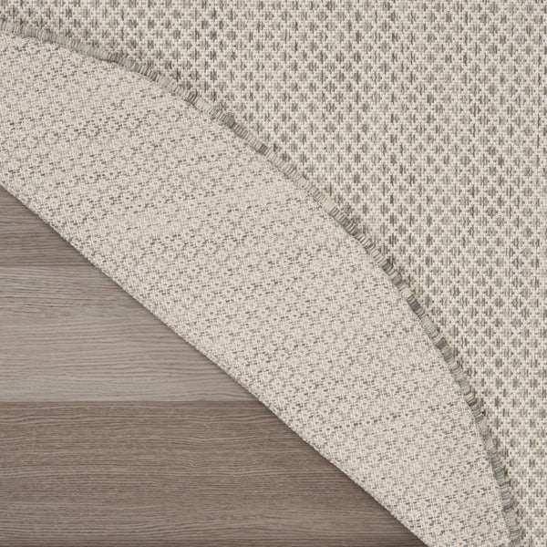 HomeRoots 10' Ivory and Gray Round Geometric Area Rug - Modern, Durable, Indoor/Outdoor, Low-Maintenance Style! 552298