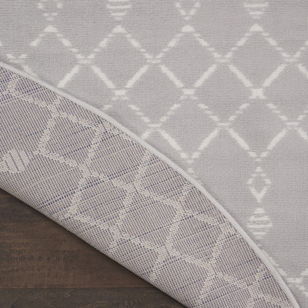 Homeroots 8' Gray And Ivory Geometric Round Rug – Stylish, Durable, Stain-resistant For Kids And Pets, 96-inch  Polyester 552304