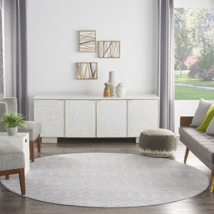 HomeRoots 8' Gray and Ivory Geometric Rug - Modern Bohemian Design for Durable, Family-Friendly Spaces 8' Round 552304