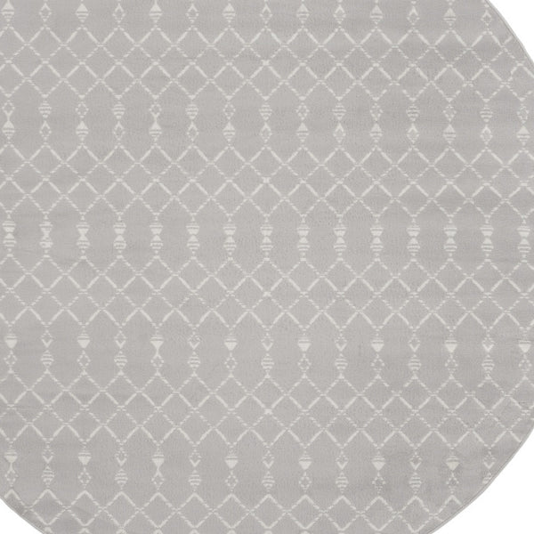 Homeroots 8' Gray And Ivory Geometric Round Rug – Stylish, Durable, Stain-resistant For Kids And Pets, 96-inch  Polyester 552304