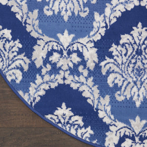Homeroots 8' Ivory And Blue Damask Distressed Round Rug - Durable, Stain Resistant, Perfect For Family Spaces  Polyester 552311