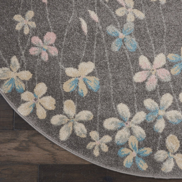 Homeroots 5' Beige And Gray Floral Round Rug - Durable, Stain-resistant Design For Stylish Home Decor And Comfort  Polypropylene 552369