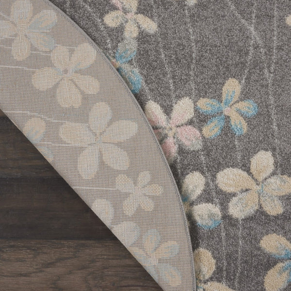 Homeroots 5' Beige And Gray Floral Round Rug - Durable, Stain-resistant Design For Stylish Home Decor And Comfort  Polypropylene 552369