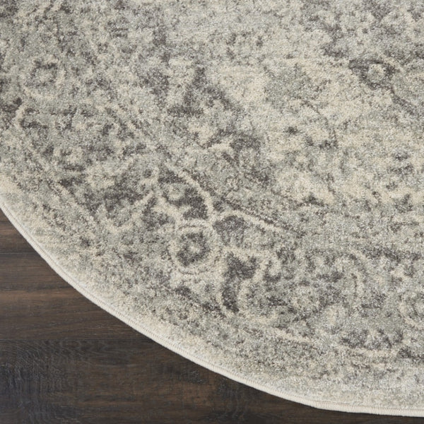 Homeroots 5' Elegant Ivory & Gray Floral Medallion Round Rug - Stain Resistant, Durable, And Stylish For Any Room  Polypropylene 552372