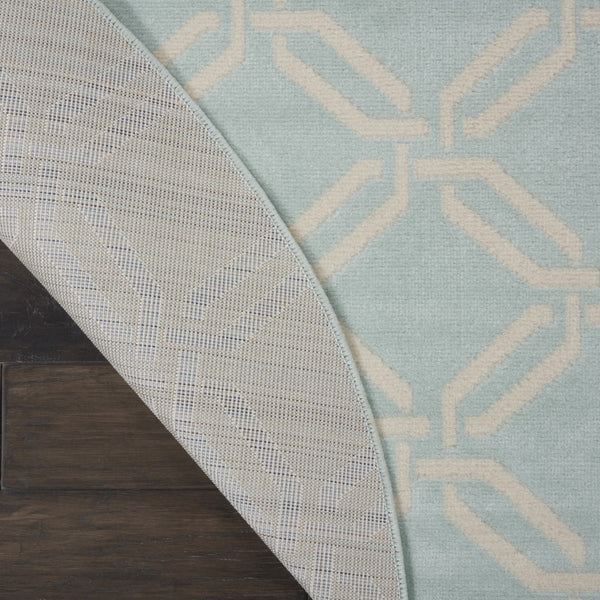 Homeroots 5' Beige And Green Trellis Round Rug  Polypropylene 552393