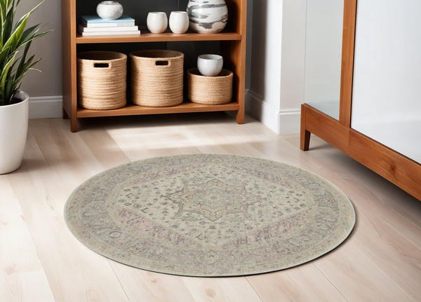 Homeroots 5' Floral Medallion Distressed Round Rug In Ivory Pink & Gray – Durable, Stain-resistant Comfort!  Polypropylene 552394