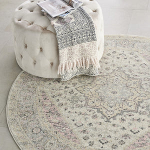 Homeroots 5' Floral Medallion Distressed Round Rug In Ivory Pink & Gray – Durable, Stain-resistant Comfort!  Polypropylene 552394