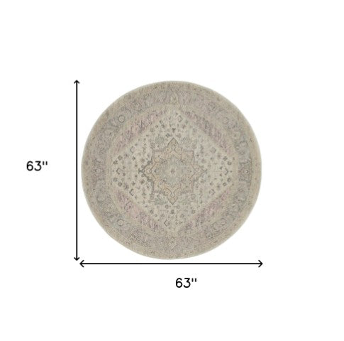 Homeroots 5' Floral Medallion Distressed Round Rug In Ivory Pink & Gray – Durable, Stain-resistant Comfort!  Polypropylene 552394