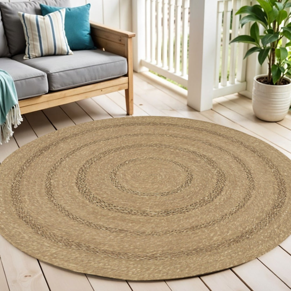 HomeRoots 5' Handmade Round Seagrass Area Rug - Natural & Brown for Indoor/Outdoor Use, Durable & Low Profile 552434
