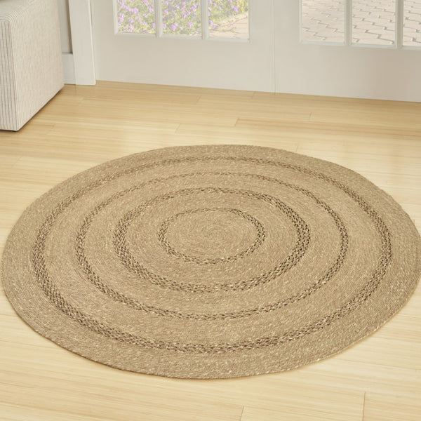 HomeRoots 5' Handmade Round Seagrass Area Rug - Natural & Brown for Indoor/Outdoor Use, Durable & Low Profile 552434
