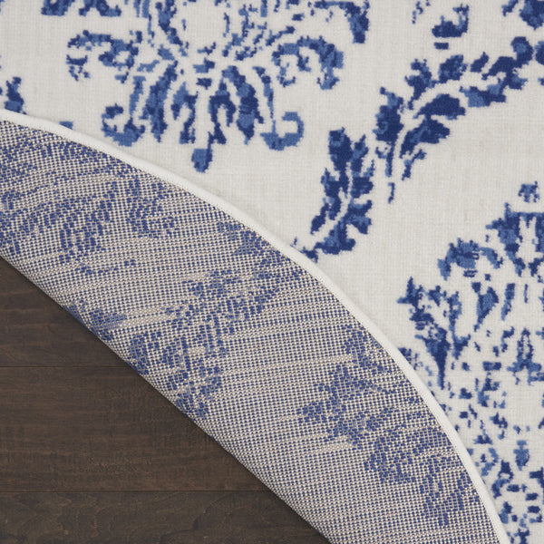 Homeroots 5' Ivory And Navy Blue Damask Distressed Round Rug  Polypropylene 552435