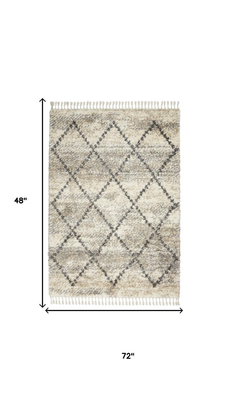 HomeRoots 4 X 6 Ivory Gray Geometric Shag Rug Polypropylene Non Slip Fringe Accent 552485