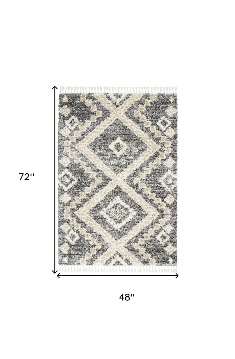HomeRoots 4 X 6 Ivory Gray Geometric Shag Area Rug with Fringe and Non-skid Polypropylene Pile 552488