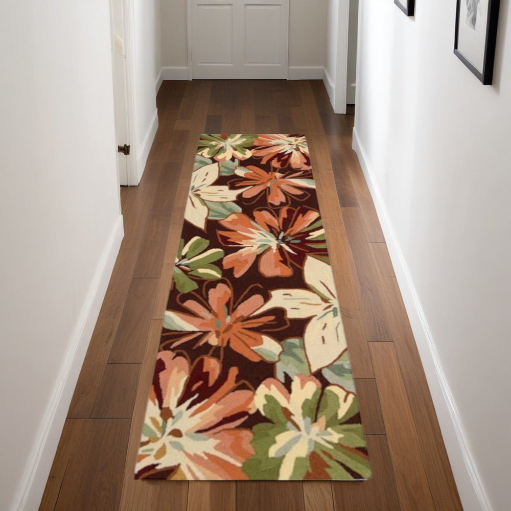 Homeroots 8' Tan And Dark Brown Botanical Leaves Hand Carved Handmade Runner Rug  Polyester 552602