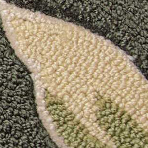 Homeroots 4' X 6' Gray And Cream Botanical Leaves Hand Carved Handmade Area Rug  Polyester 552638