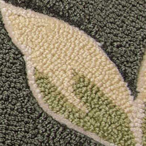 Homeroots 4' X 6' Gray And Cream Botanical Leaves Hand Carved Handmade Area Rug  Polyester 552638