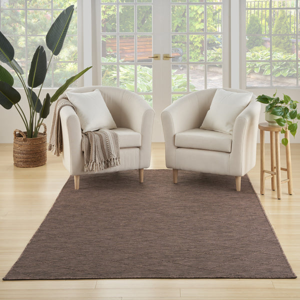 Homeroots 4' X 6' Brown Geometric Power Loom Non Skid Area Rug  Polypropylene 552713