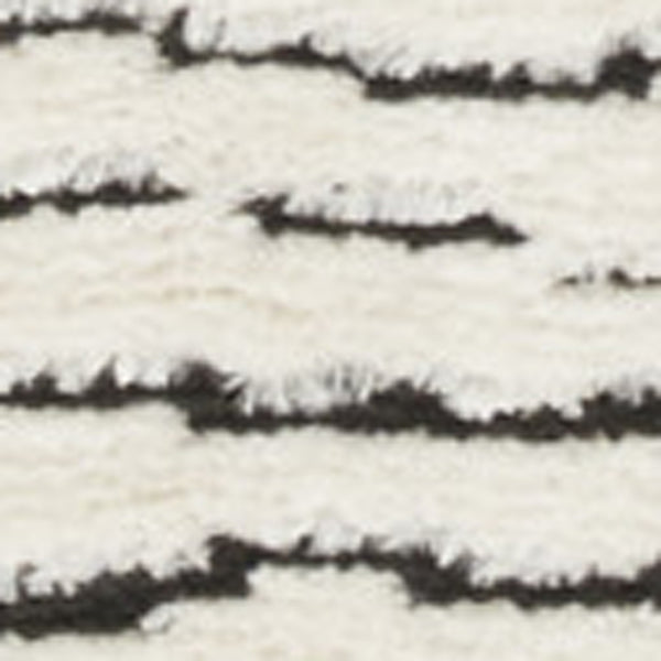 Homeroots 4' X 6' Ivory And Black Abstract Geometric Area Rug  Polyester 552722