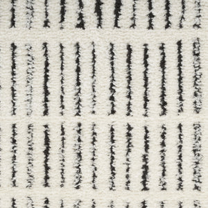 Homeroots 4' X 6' Ivory And Black Geometric Area Rug  Polyester 552727