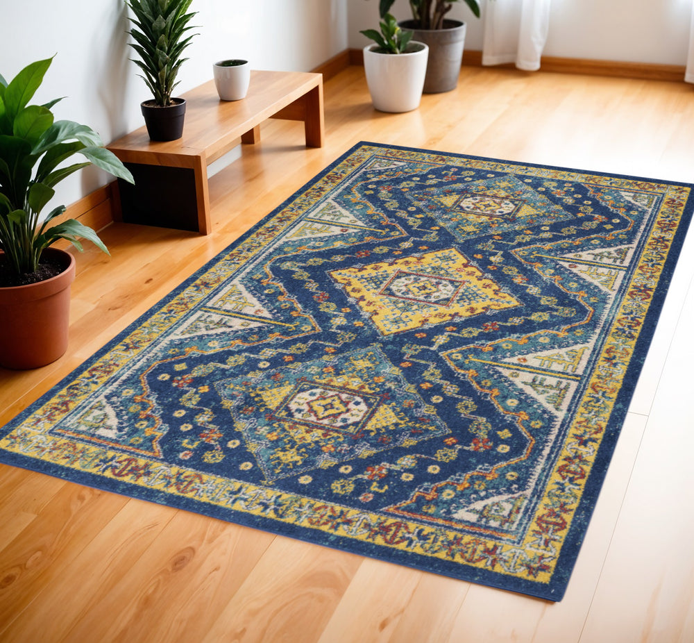 Homeroots 4' X 6' Blue Geometric Power Loom Area Rug - Stylish Rectangle Design For A Cozy Home Atmosphere 4' X 6' Polypropylene 552731