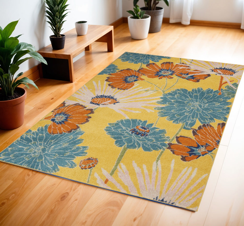 Homeroots 4' X 6' Yellow Floral Power Loom Area Rug – Brighten Your Home With Cozy Elegance And Style! 4' X 6' Polypropylene 552735