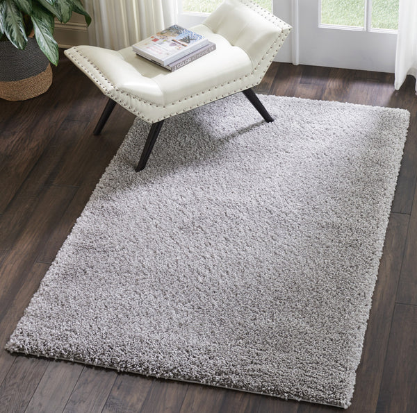 Homeroots 4' X 6' Gray Shag Area Rug  Polypropylene 552778