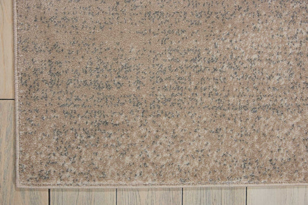 HomeRoots 5' Beige and Gray Botanical Leaves Area Rug - Stylish, Durable, Non-Skid Design for Any Room 4' X 6' 552779
