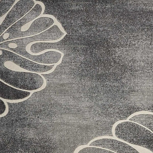 HomeRoots 5' Elegant Ivory and Gray Botanical Leaves Area Rug – Durable, Non-Skid, Stain-Resistant Design 4' X 6' 552787