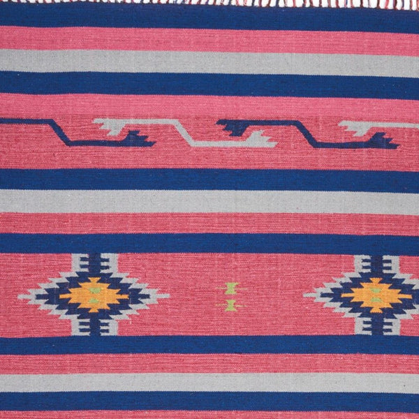 HomeRoots 8' Gray and Red Southwestern Handmade Area Rug - Cozy Texture, Geometric Design, Timeless Style 8' X 10' 552834