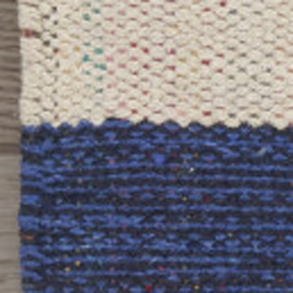 Homeroots 5' X 7' Ivory Southwestern Handmade Area Rug With Fringe  Cotton Blend 552841