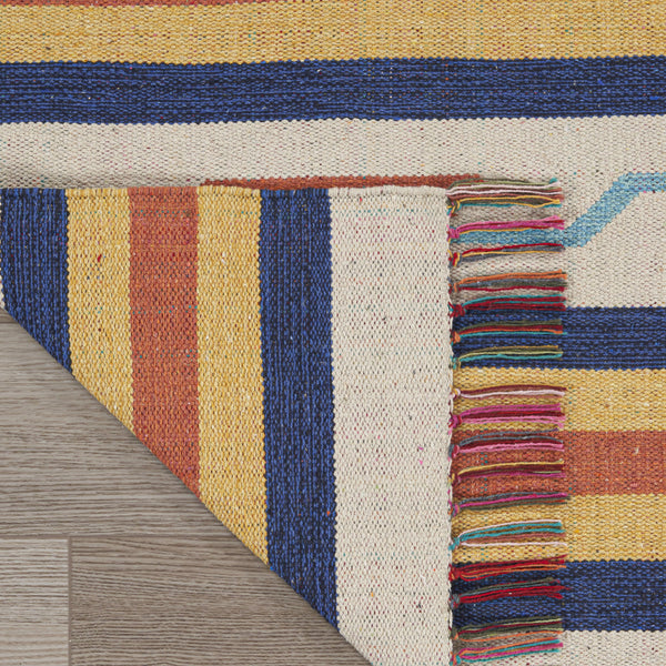 Homeroots 5' X 7' Ivory Southwestern Handmade Area Rug With Fringe  Cotton Blend 552841