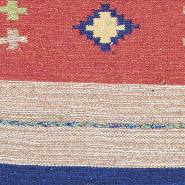 Homeroots 5' X 7' Beige And Red Southwestern Handmade Area Rug With Fringe  Cotton Blend 552860