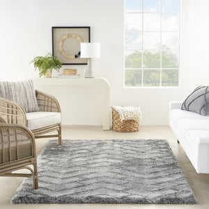 HomeRoots 5' Cozy Gray Chevron Shag Area Rug - Plush, Durable, Stain-Resistant Design for Modern Living Spaces 4' X 6' 553110